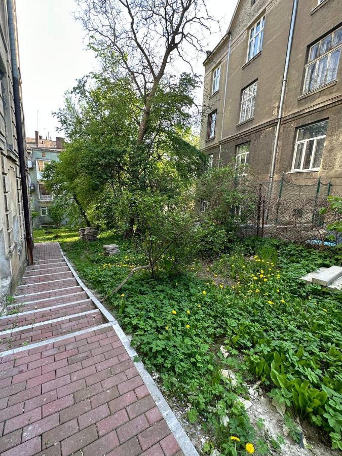 котляревського з садом Lviv