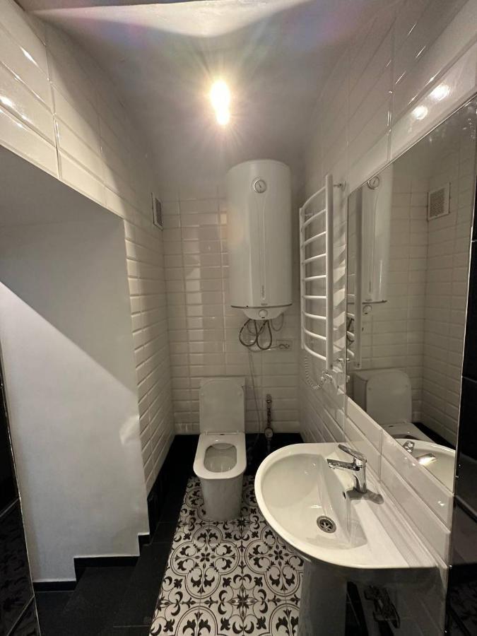 котляревського з садом Apartment *